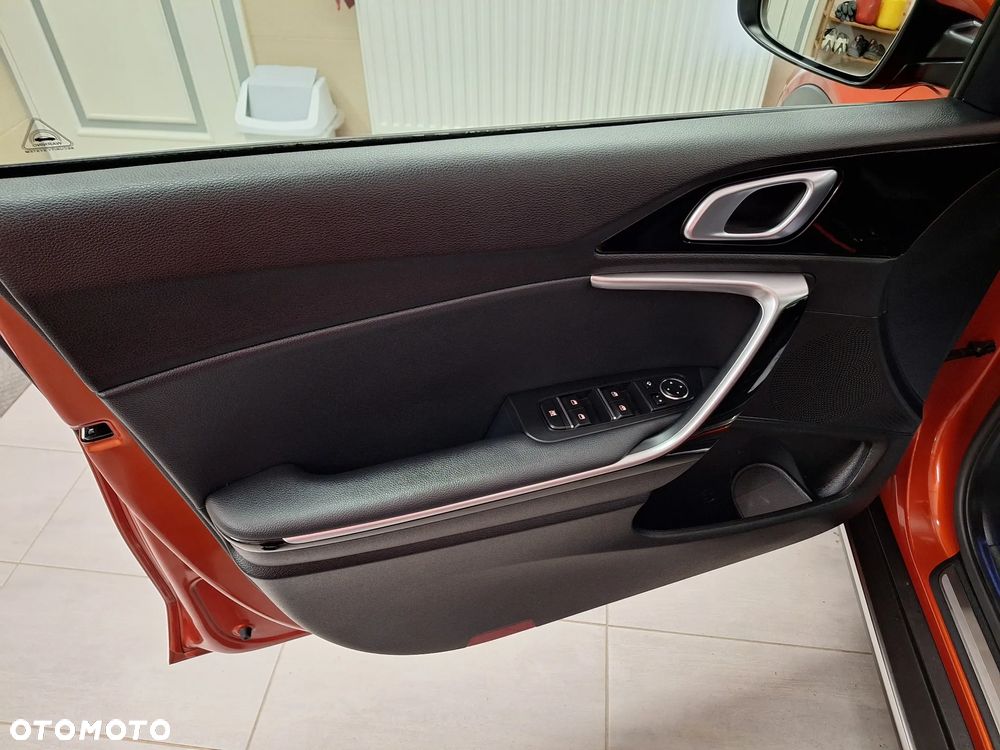 Kia XCeed 1.6 GDI PHEV Business Line DCT - 20