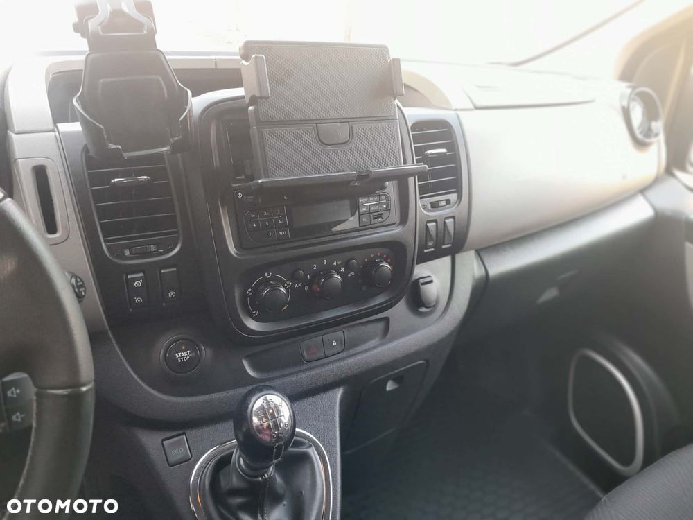 Renault Trafic - 18