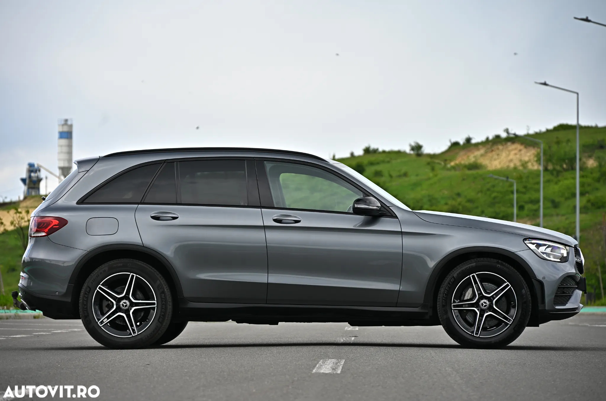 Mercedes-Benz GLC 300 d 4MATIC - 14