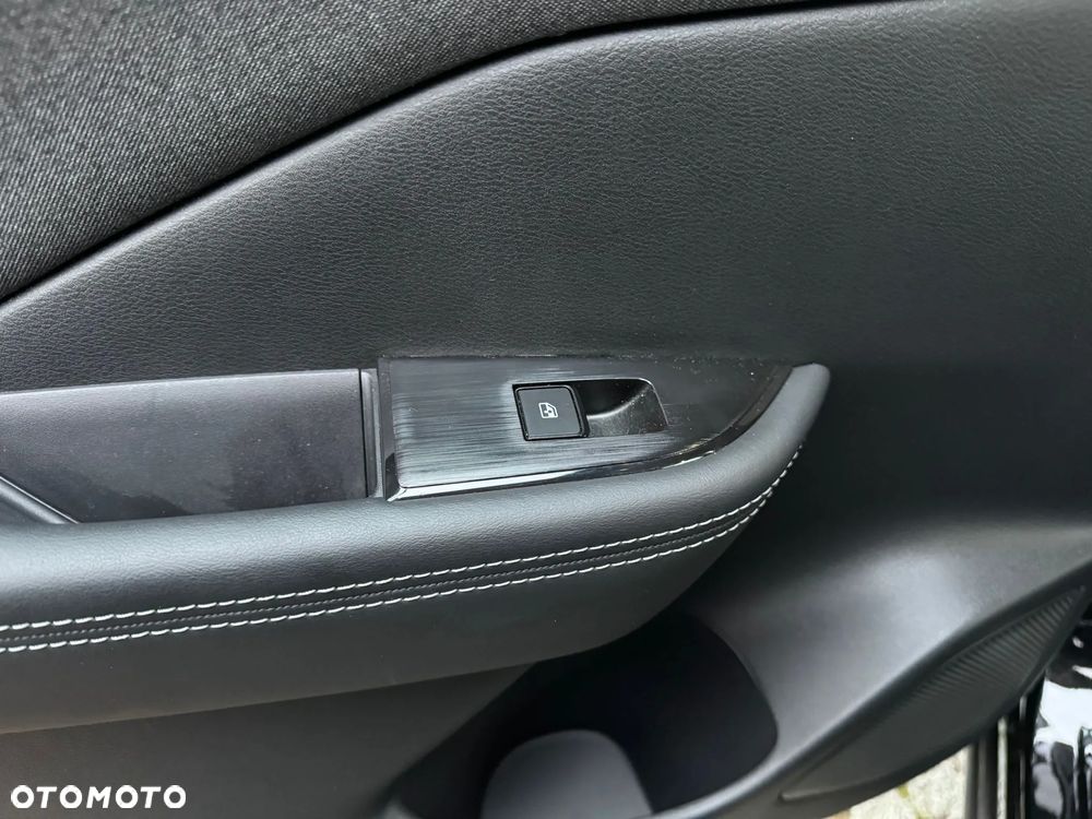 Nissan Qashqai 1.3 DIG-T MHEV Acenta Xtronic - 18