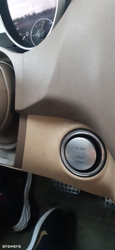 Mercedes-Benz ML 420 CDI 4-Matic - 20