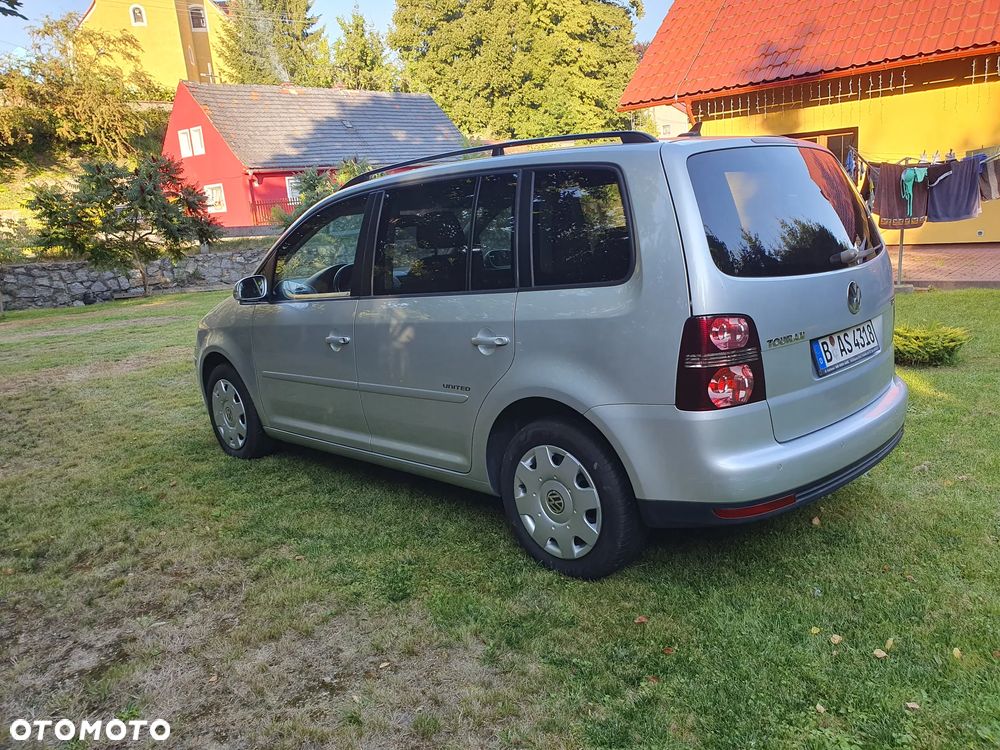 Volkswagen Touran 1.9 TDI DPF Blue Motion United - 6
