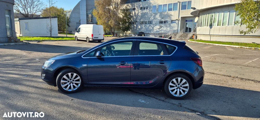 Opel Astra 1.7 CDTI DPF Cosmo - 7