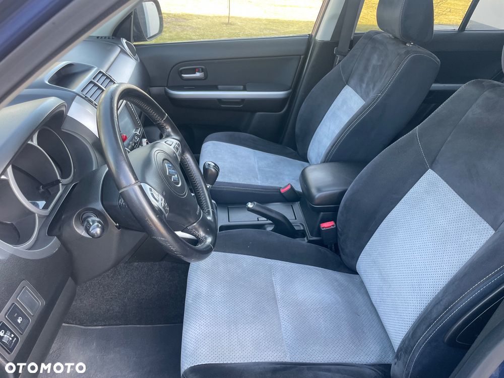 Suzuki Grand Vitara 2.0 Comfort Limited - 7