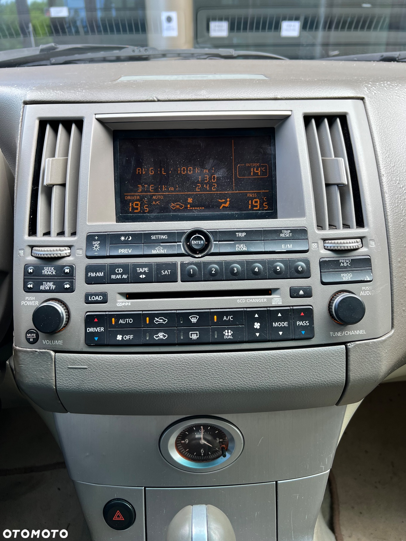 Infiniti FX FX35 - 39