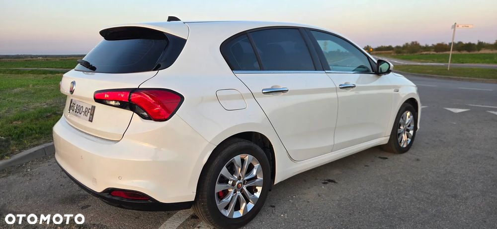 Fiat Tipo 1.4 T-Jet 16v Lounge - 4