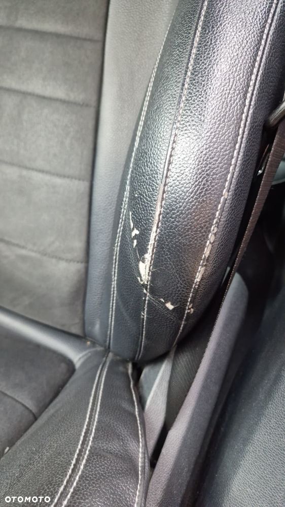 Mercedes-Benz Klasa E 200 d 9G-TRONIC - 12