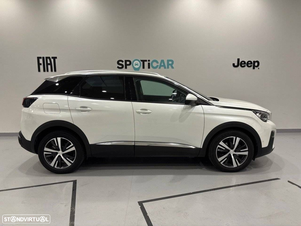 Peugeot 3008 1.5 BlueHDi Allure - 4