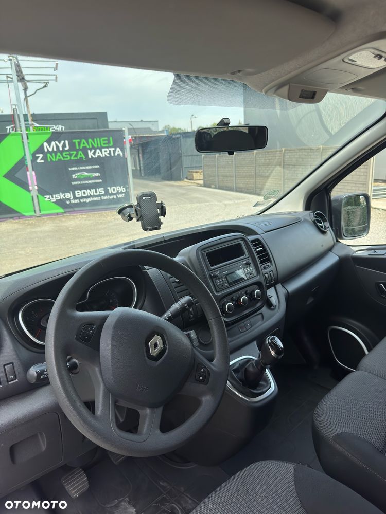 Renault Trafic - 11