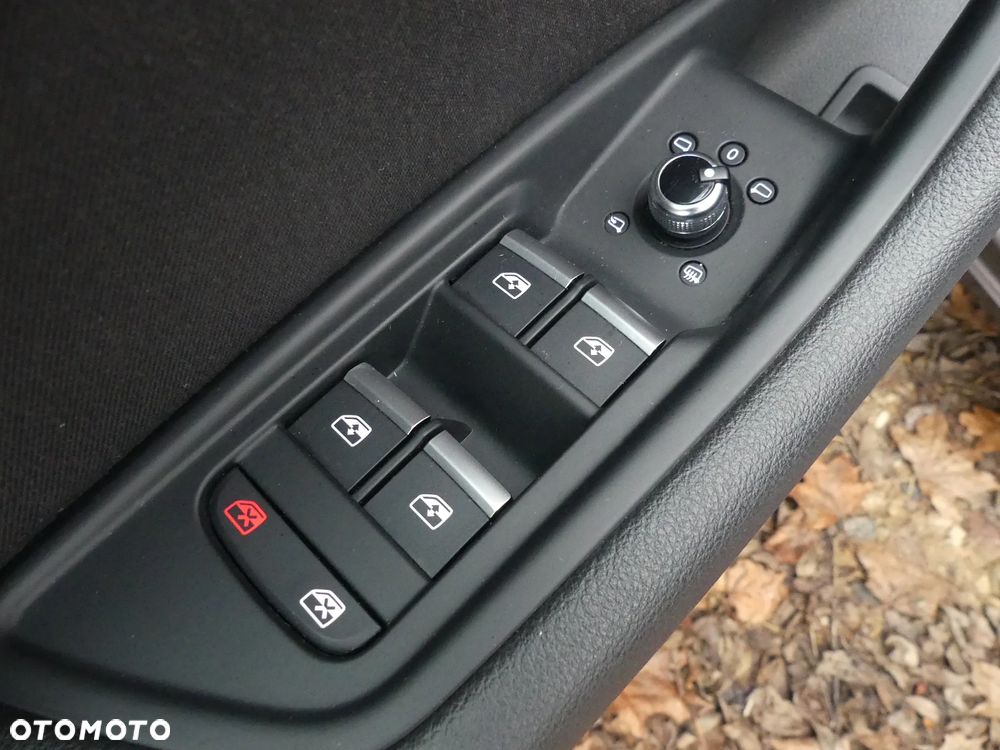 Audi A4 Avant 2.0 TDI - 8