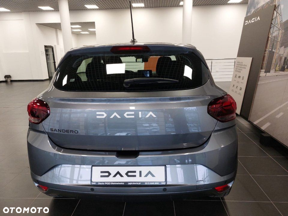 Dacia Sandero - 4