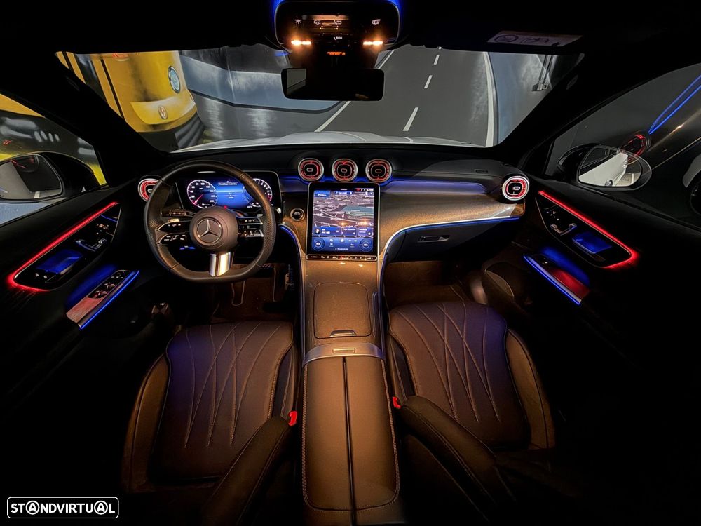 Mercedes-Benz GLC 300 e 4Matic 9G-TRONIC Edition AMG Line - 35