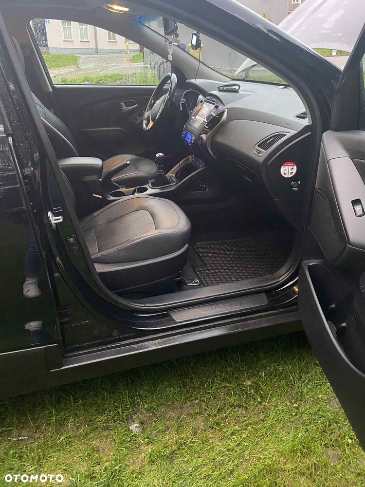 Hyundai ix35 - 12