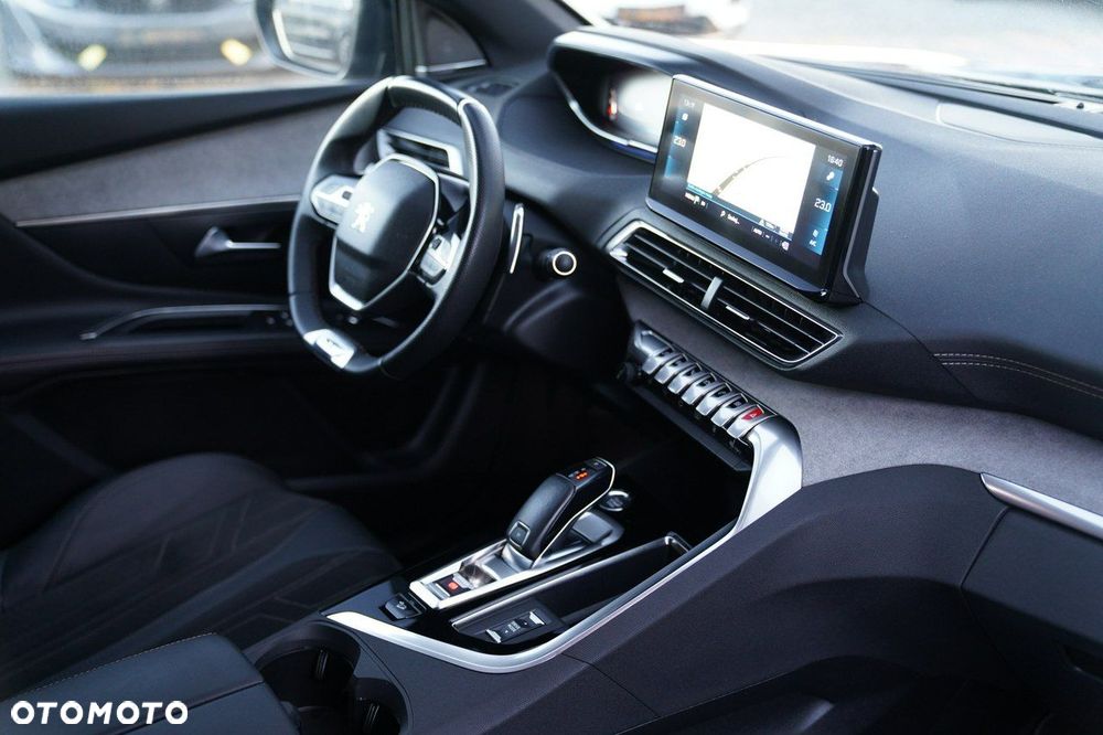 Peugeot 5008 - 21