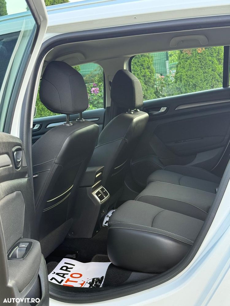 Renault Megane BLUE dCi 115 BUSINESS EDITION - 9
