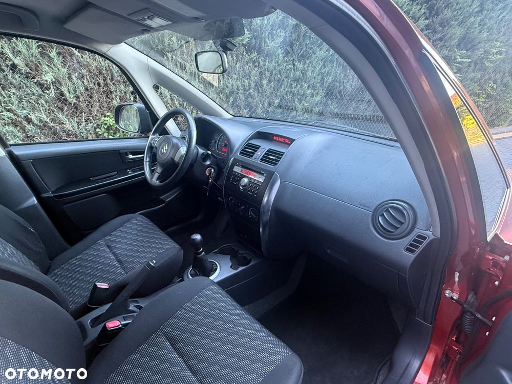 Suzuki SX4 1.6 VVT 4x2 Comfort - 26