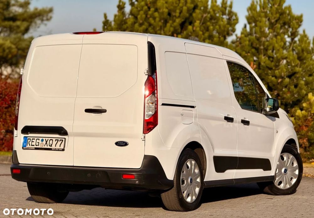 Ford Transit Connect - 19