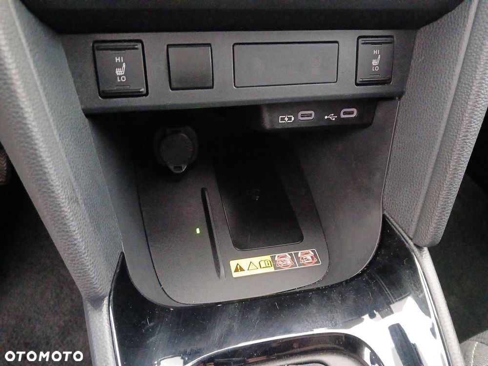 Toyota Yaris Cross Hybrid 1.5 Style - 32