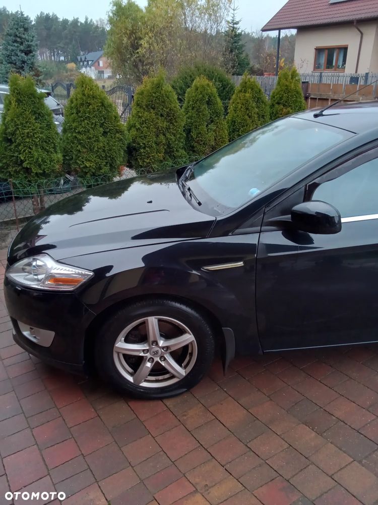 Ford Mondeo 2.5 Titanium - 2