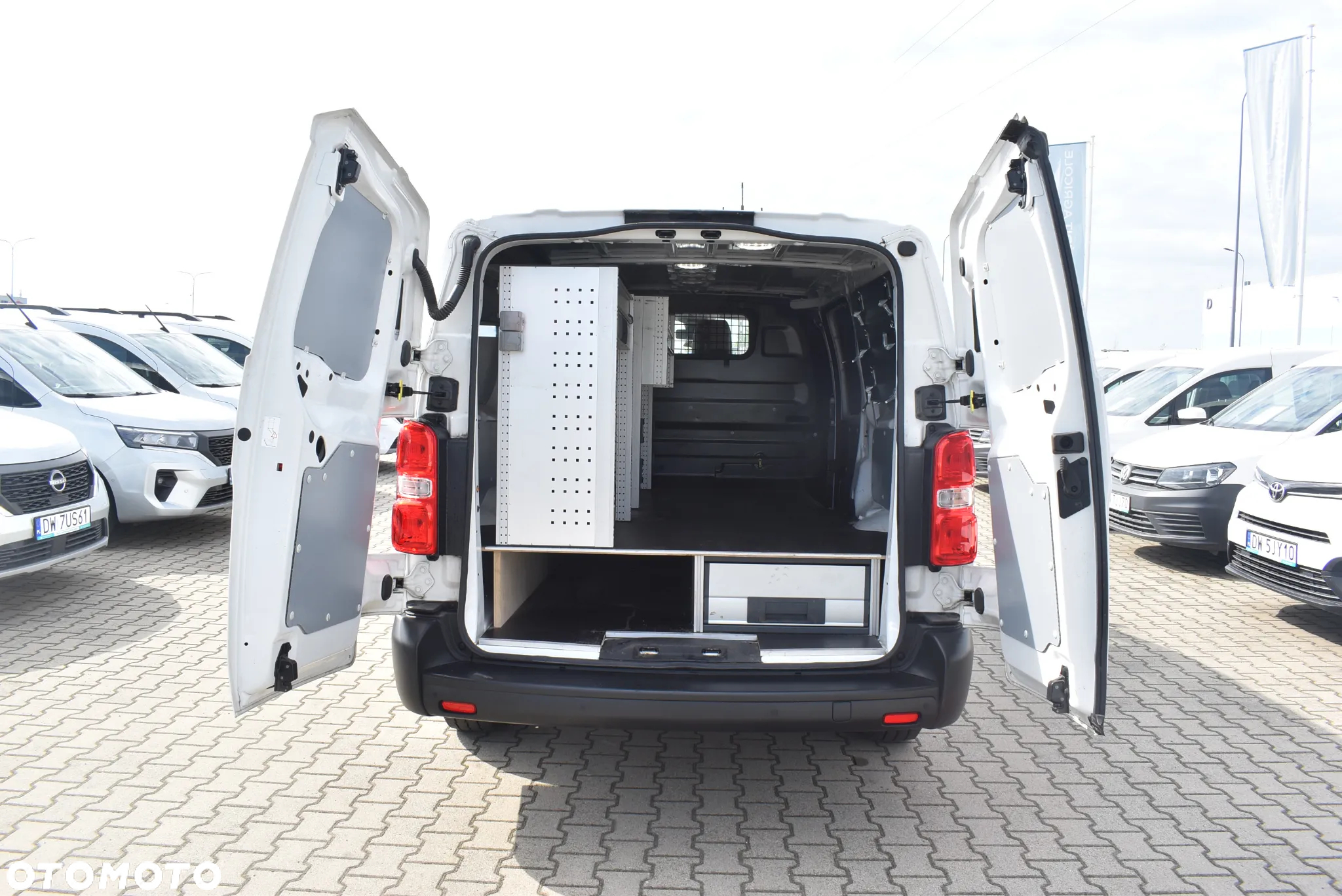 Toyota PROACE LONG 3,1T - 12