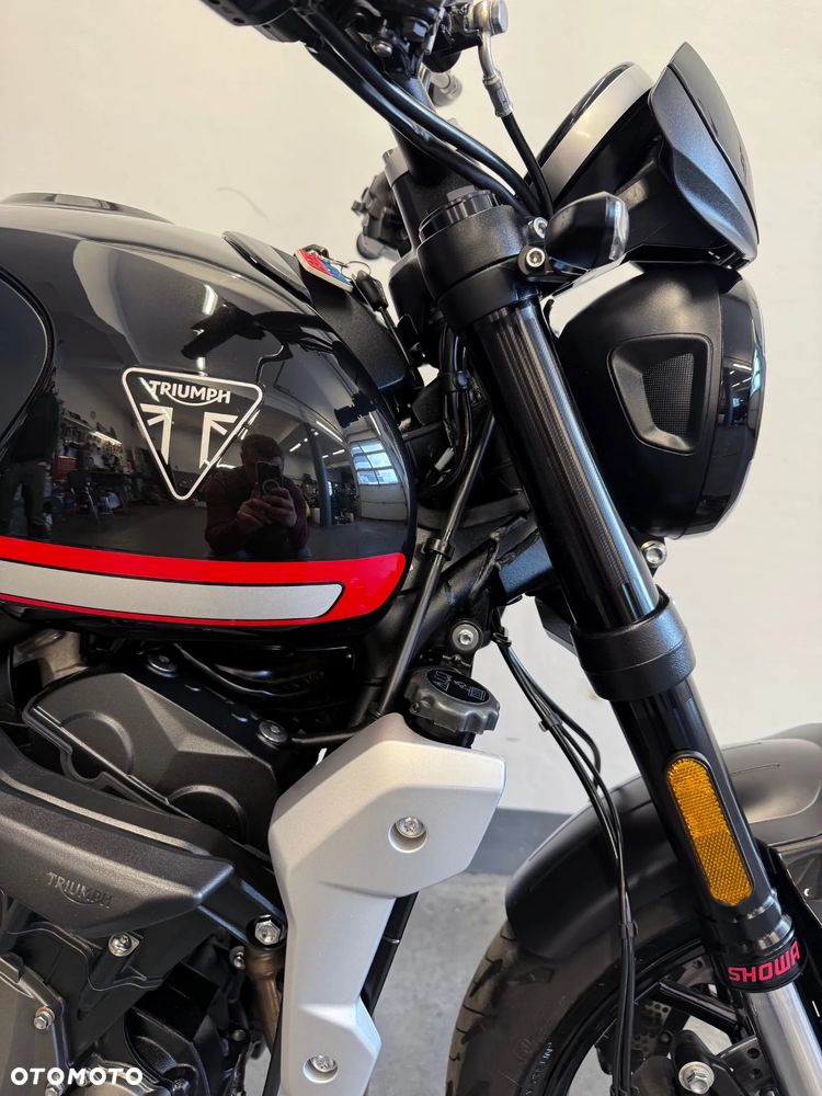 Triumph Trident - 31