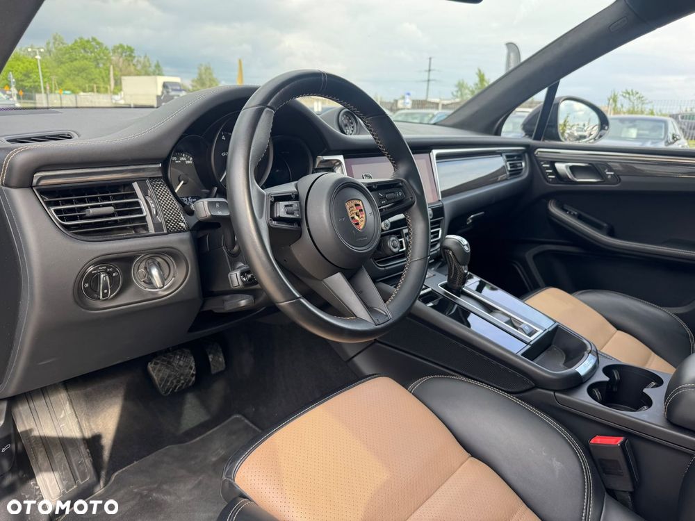 Porsche Macan - 10