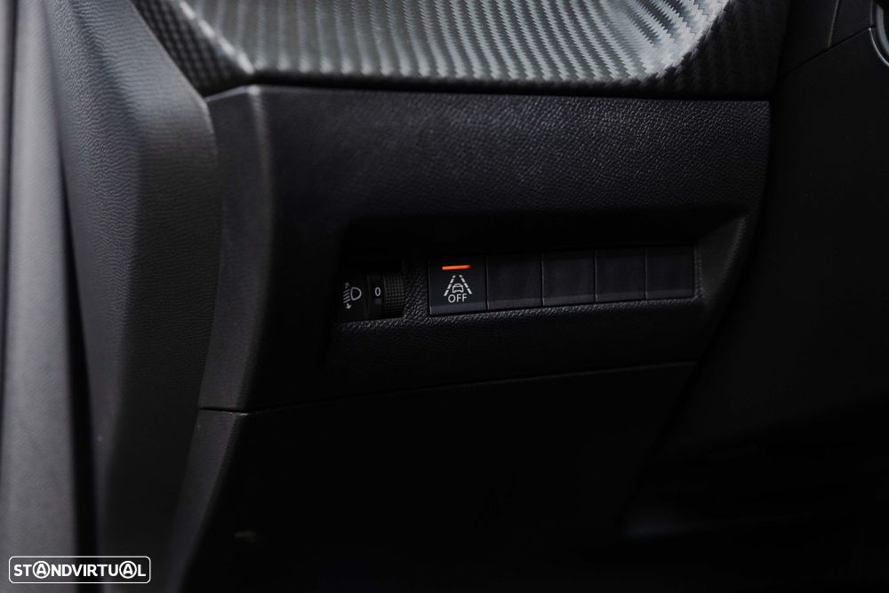 Peugeot 2008 1.2 PureTech Active - 16