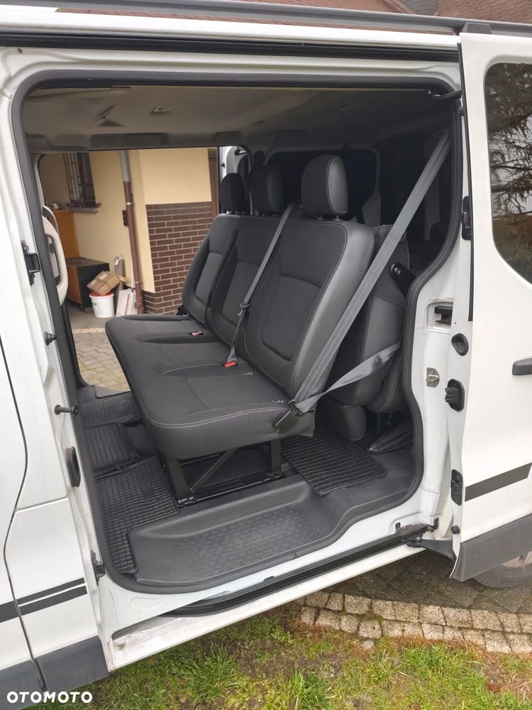 Renault Trafic 2.0 dCi EDC - 7