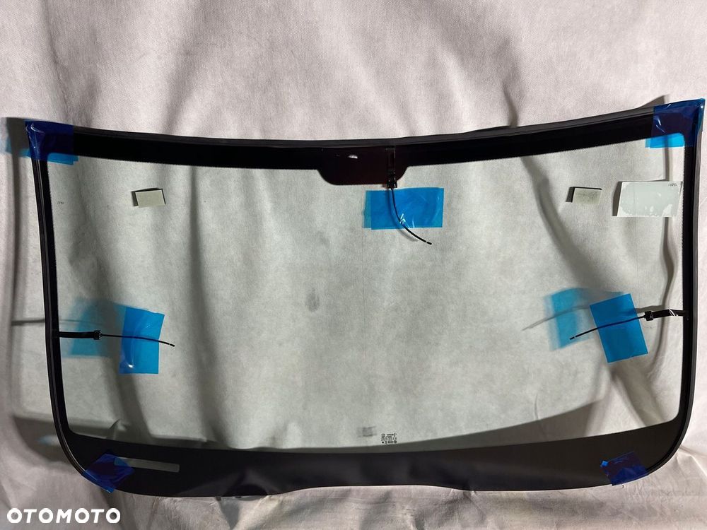 ASTON MARTIN RAPIDE SEDAN SZYBA PRZEDNIA NOWA PO 2010- - 3