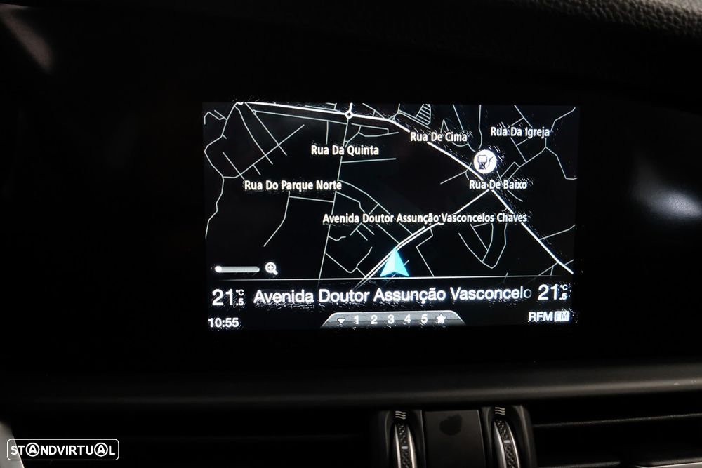 Alfa Romeo Giulia 2.2 AT8 Executive - 15