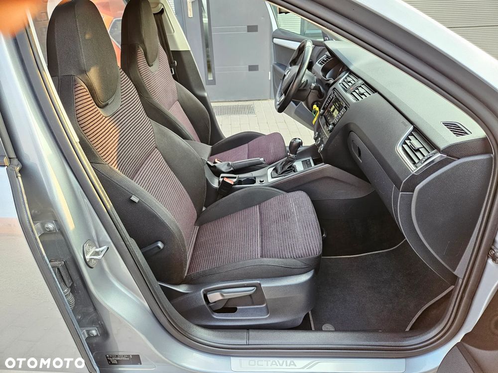 Skoda Octavia 1.6 TDI Joy DSG - 14