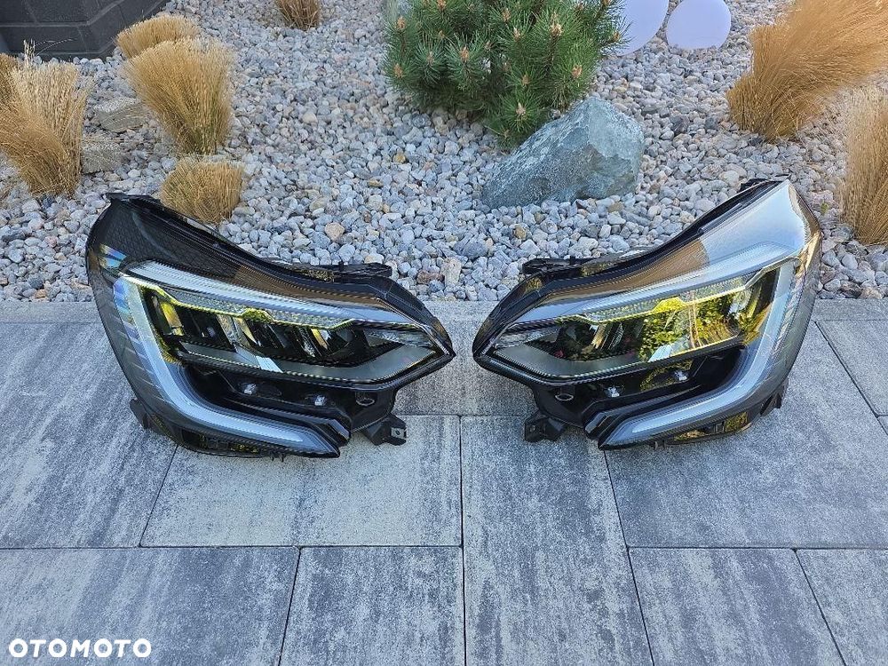 RENAULT CAPTUR II 2 Kompletne Full Led Długi 260600666R 260104900R Chrom - 2