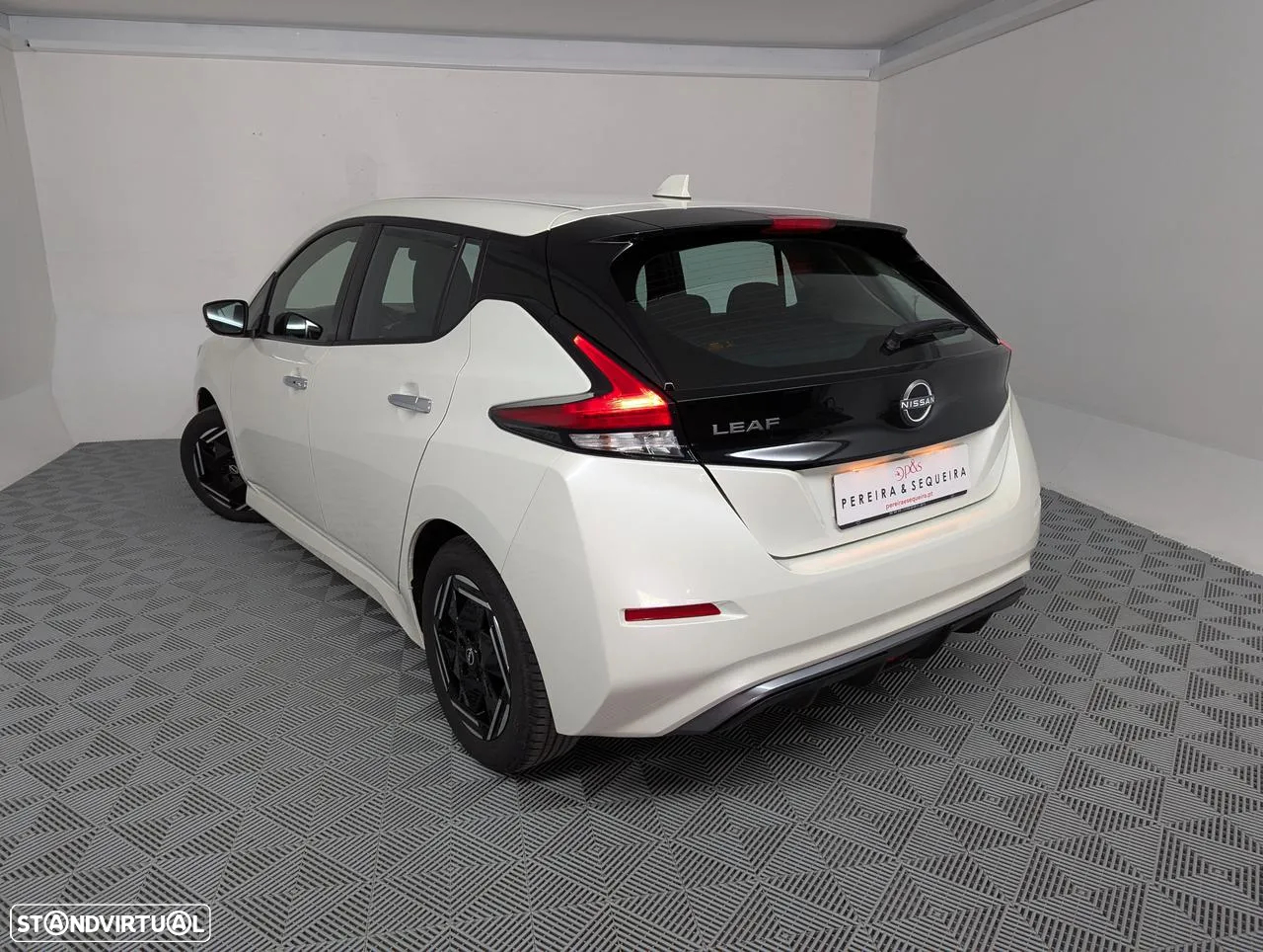 Nissan Leaf N-Connecta - 10
