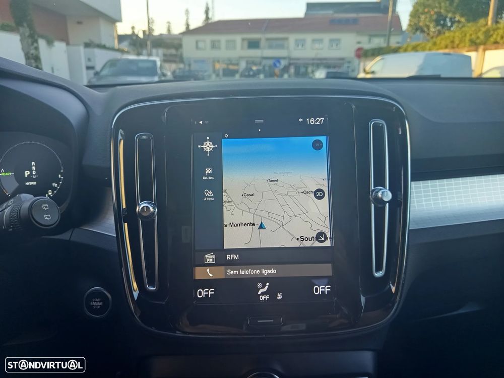 Volvo XC 40 T4 Recharge DKG Essential - 17