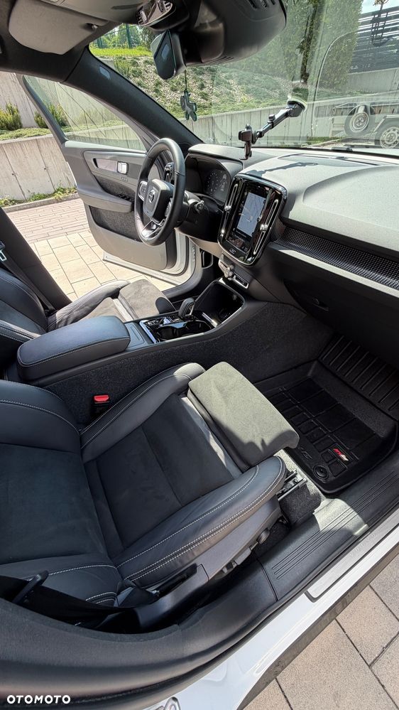 Volvo XC 40 B4 B R-Design - 12