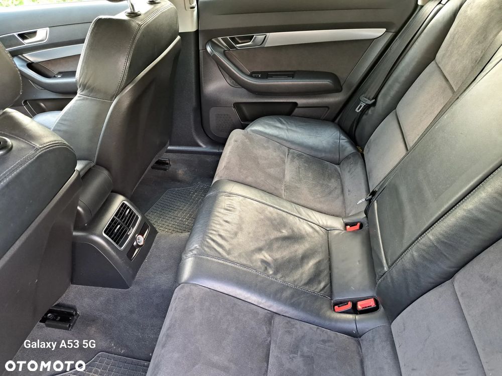 Audi A6 - 12