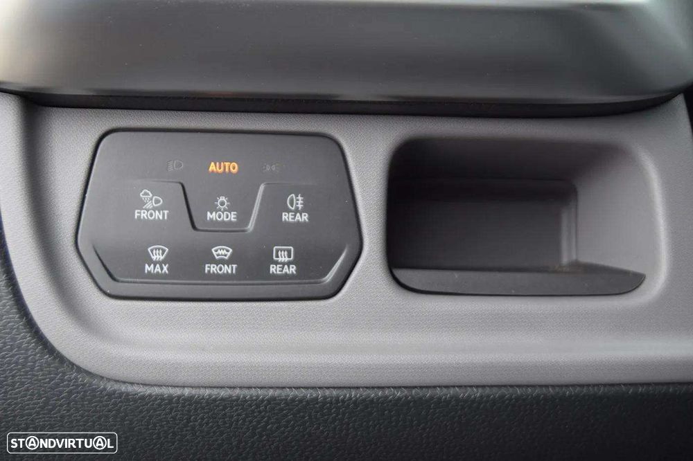 VW ID.Buzz 91 kWh Pro - 31