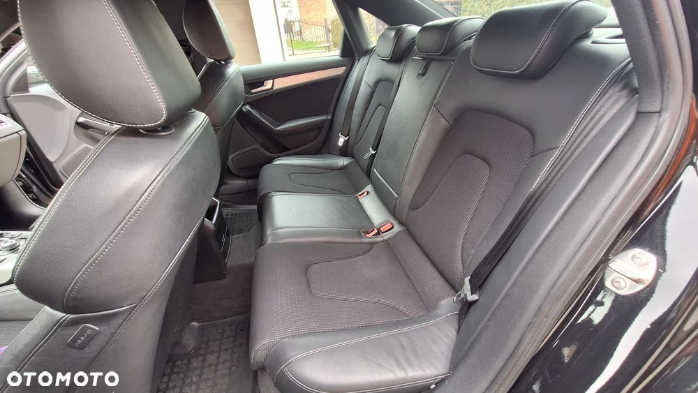 Audi A4 Limousine - 17