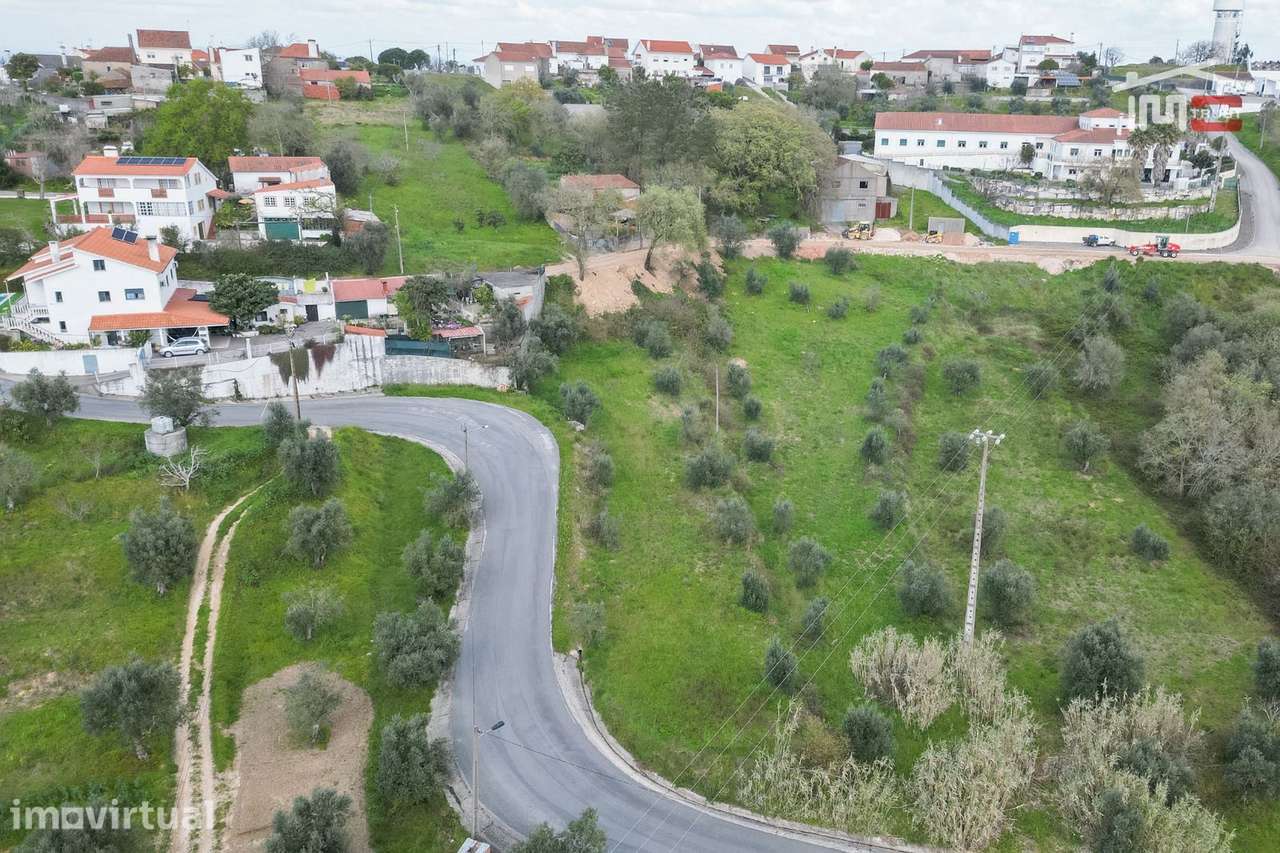 Terreno para moradia com projeto aprovado, situado em Alburitel, Ourém - Grande imagem: 5/13