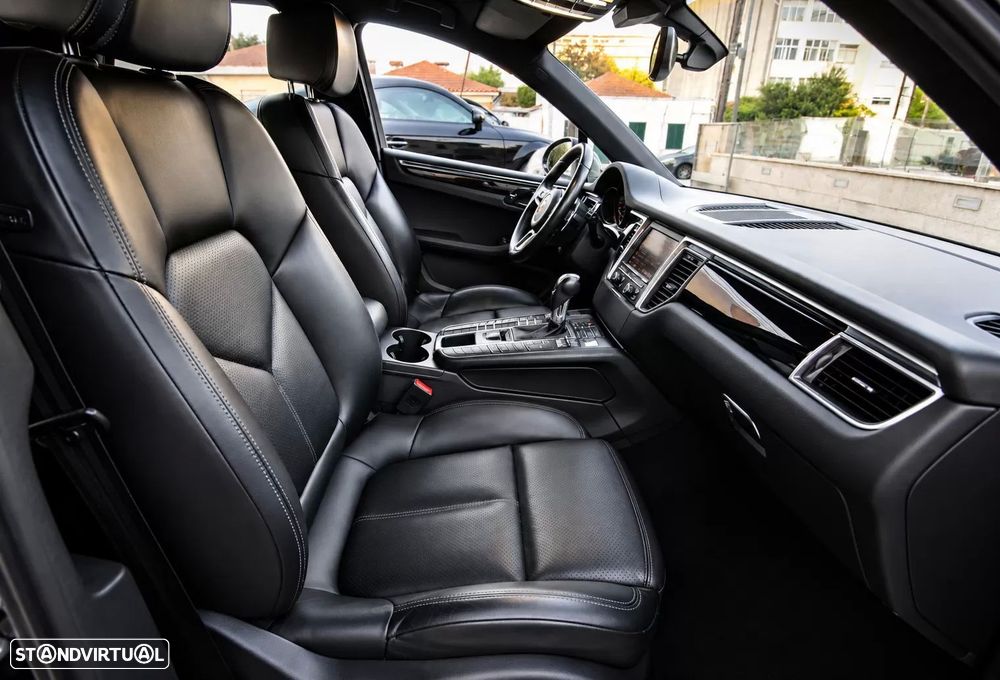 Porsche Macan S - 43