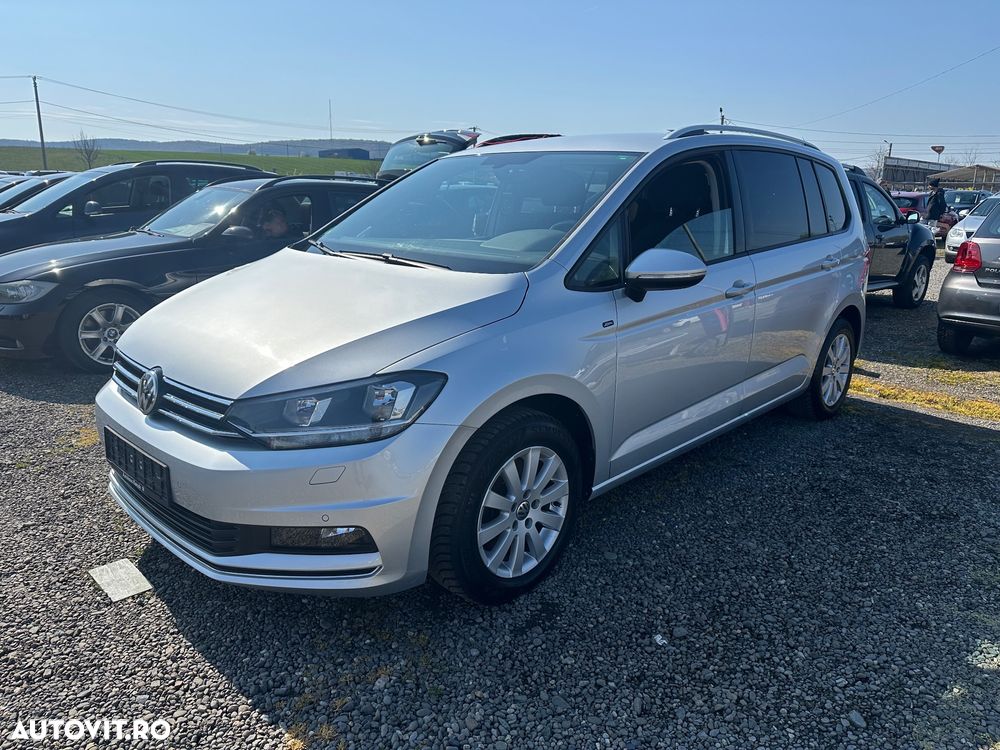 Volkswagen Touran - 2