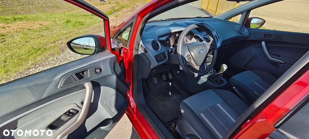 Ford Fiesta 1.4 TDCI Viva - 26