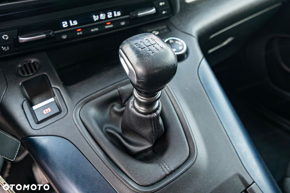 Peugeot Rifter 1.5 BlueHDI Allure Pack S&S - 27