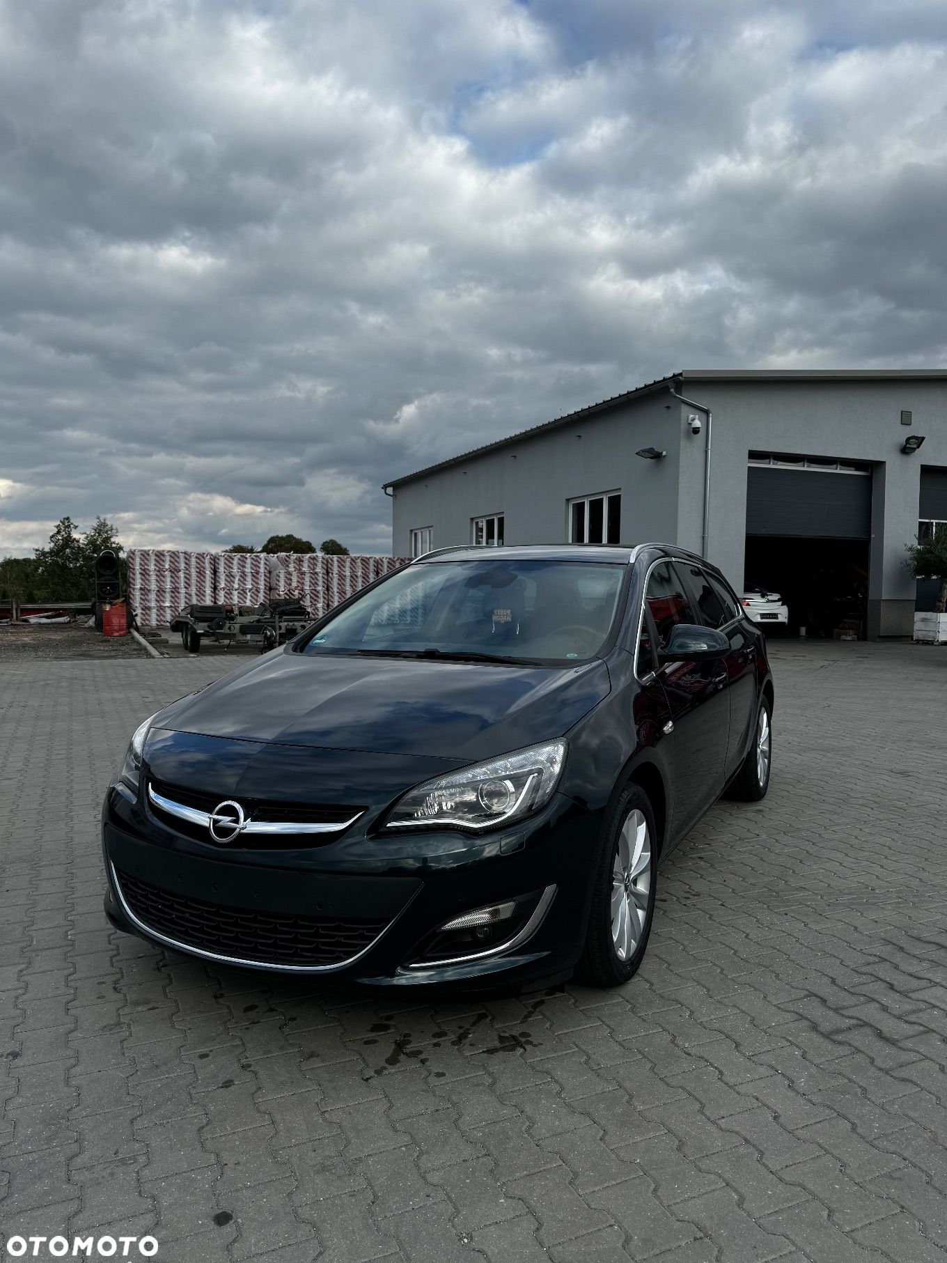 Opel Astra IV 1.4 T Sport - 1
