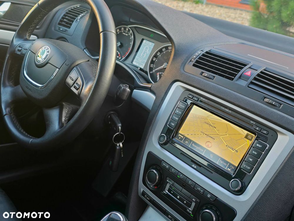 Skoda Octavia Combi 2.0 TDI Ambiente - 22
