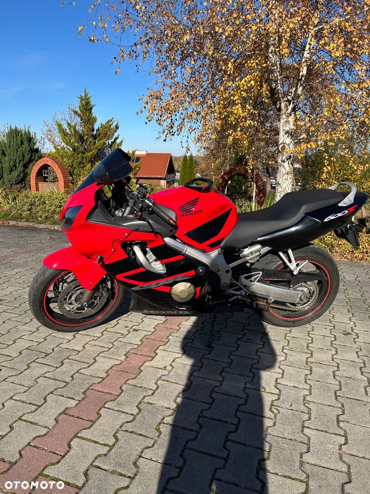 Honda CBR - 6