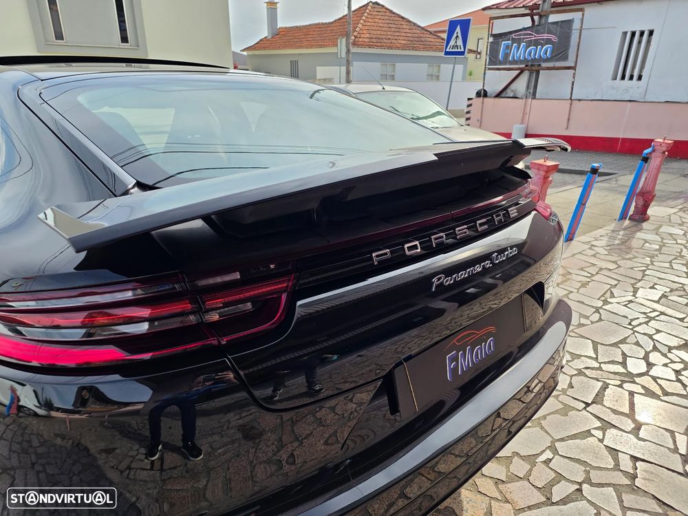 Porsche Panamera Turbo - 7