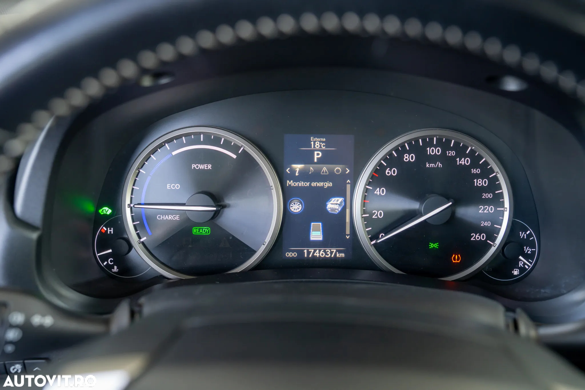 Lexus Seria NX 300h AWD Business - 14
