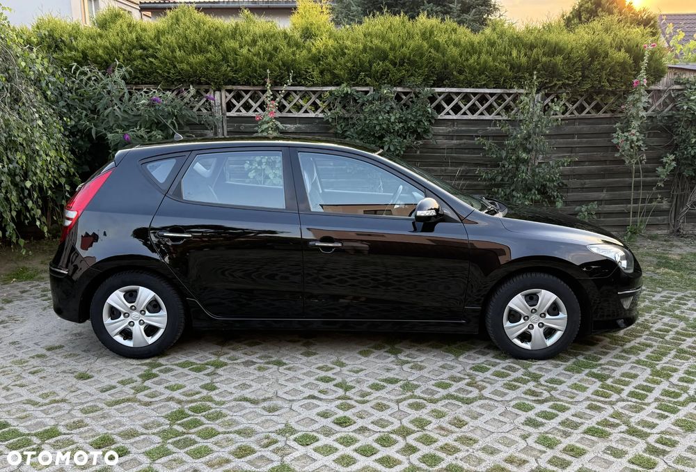 Hyundai i30 1.4 Comfort - 4