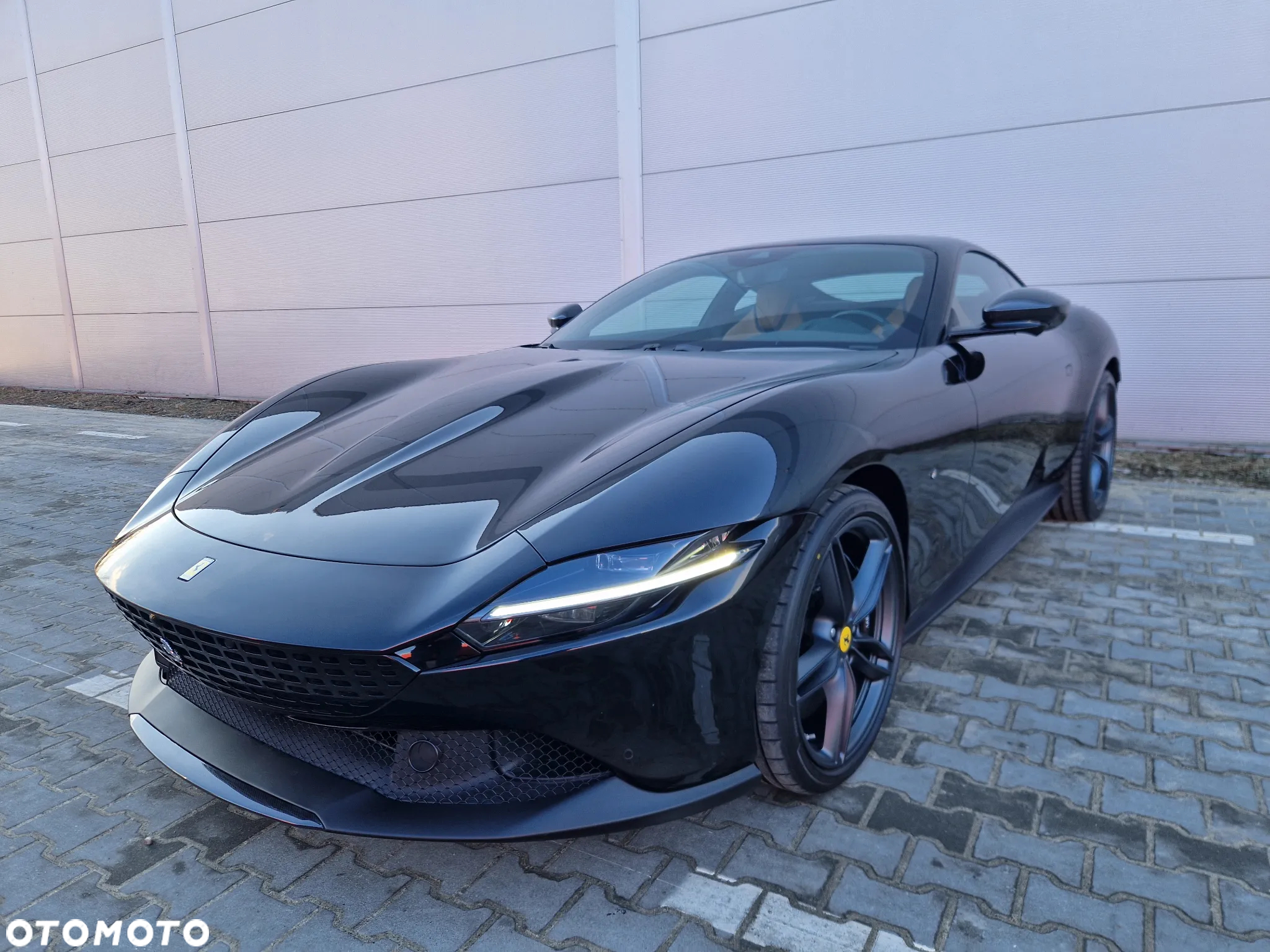 Ferrari Roma - 4